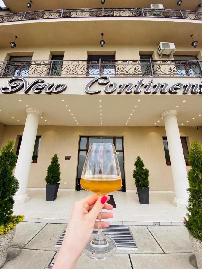 New Continent Hotel Bushtyno Ngoại thất bức ảnh